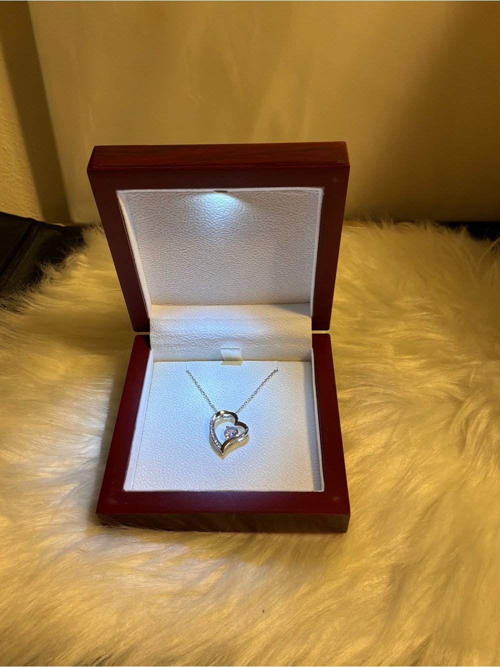 Heart Pendant Necklace with Clear Stone